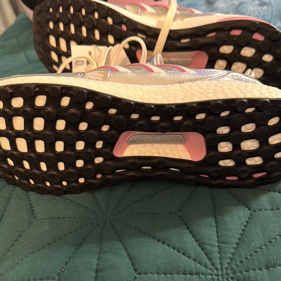 Adidas Disney 100 ultra boost - Picture 5 of 8